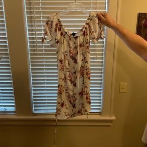 Rue 21, White & Pink floral patterned sundress, Off shoulder, Size: Adult Medium